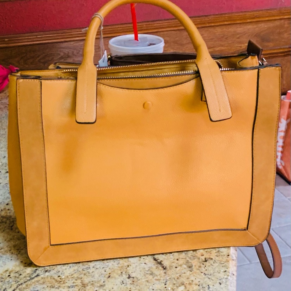 A New Day purse - Picture 1 of 6